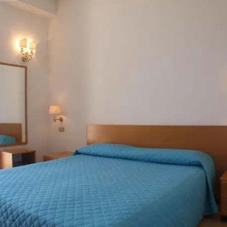 Garden 1 3* Μενάτζιο